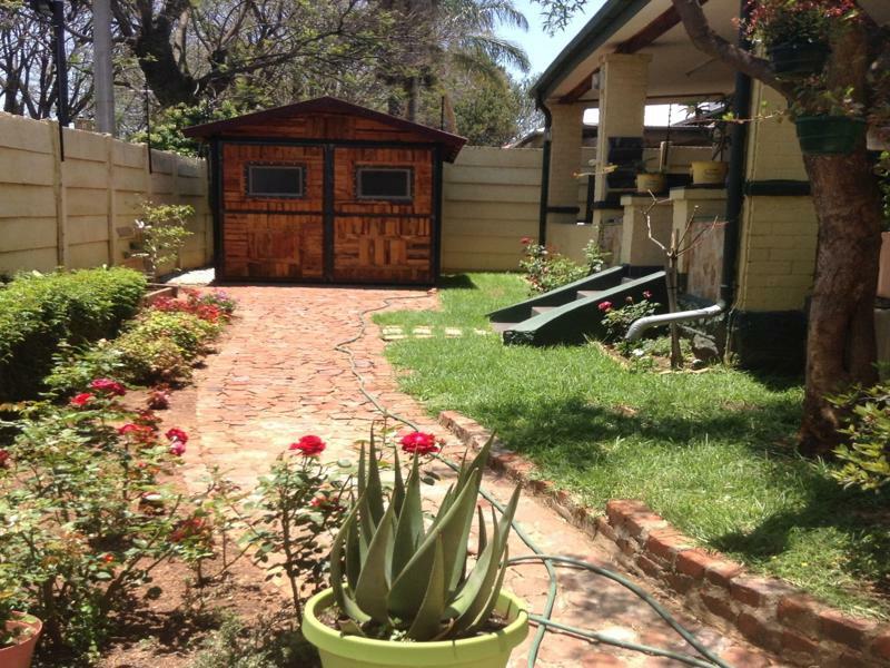 9Th Street Lodge Johannesburg Bagian luar foto
